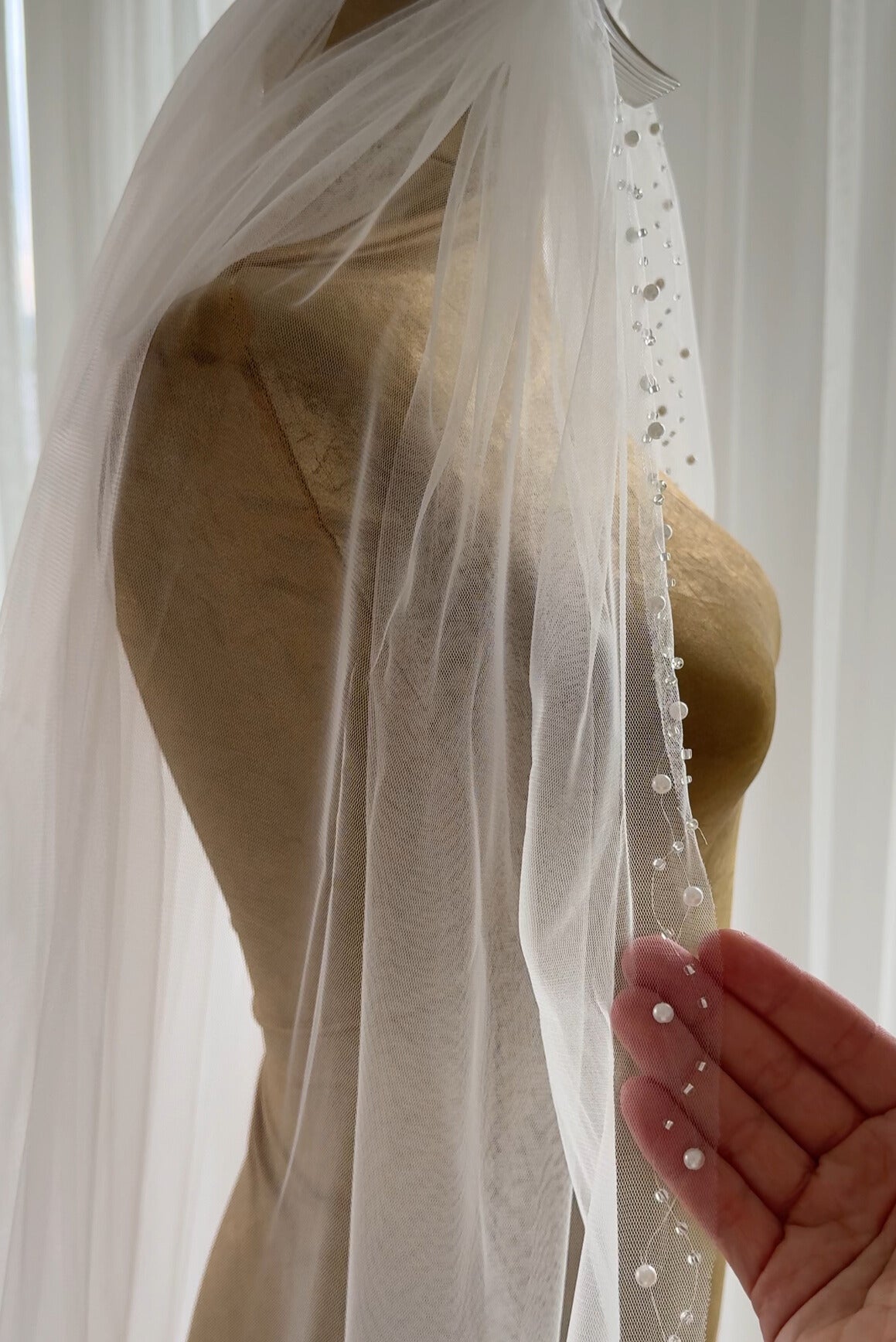 Voal pentru mireasă LUNELLE cu dantelă 2,5 x 3 m Ivory
