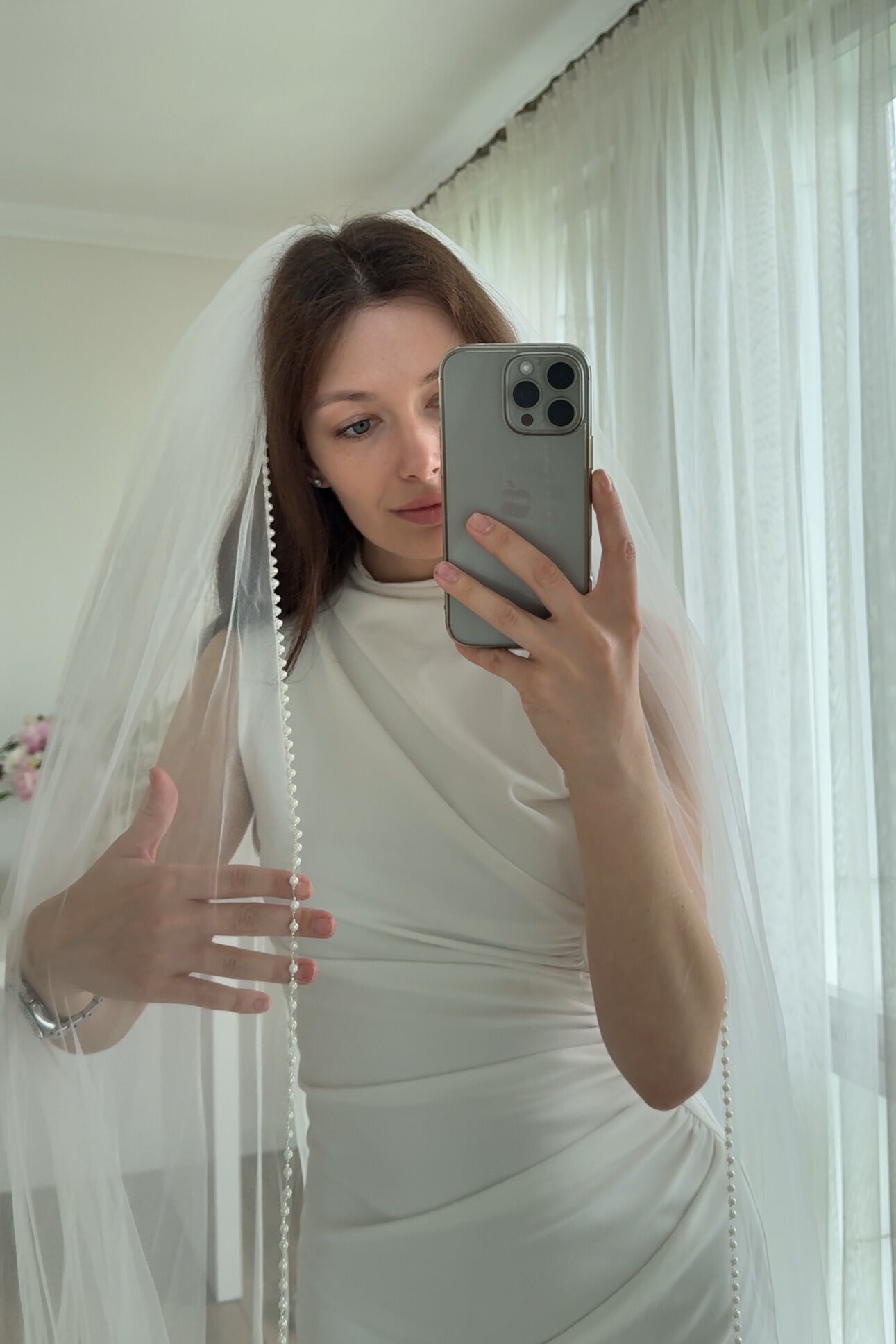 Voal pentru mireasă ELEVE cu dantelă 2,5 x 3 m Ivory