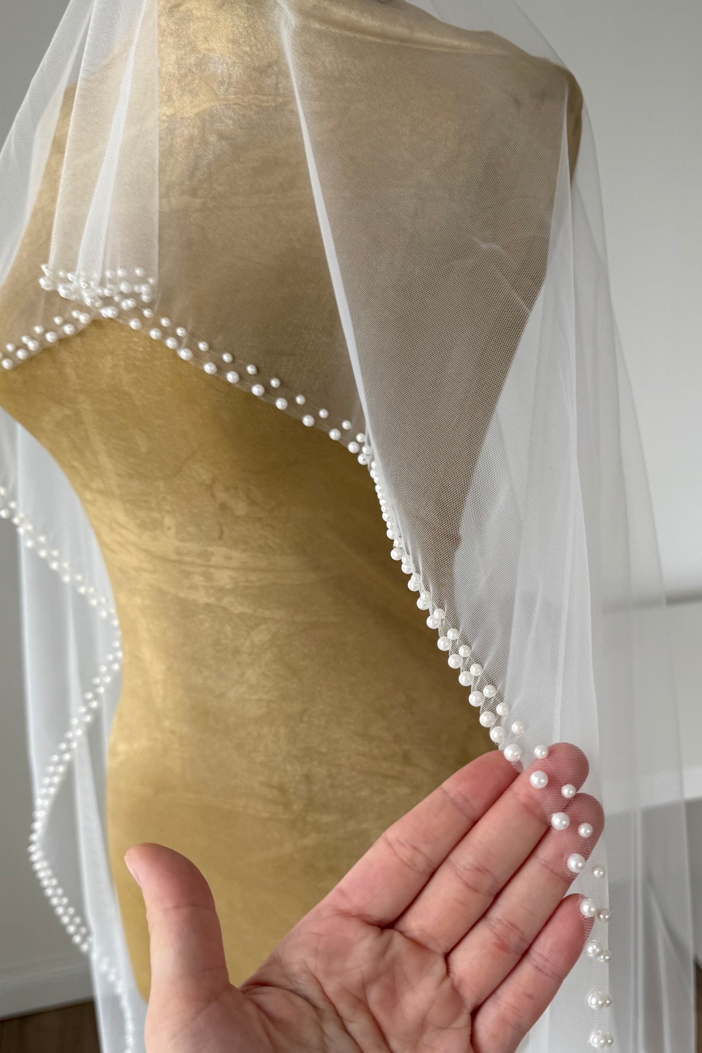Voal pentru mireasă SWANELLE cu dantelă 3 x 3 m Ivory